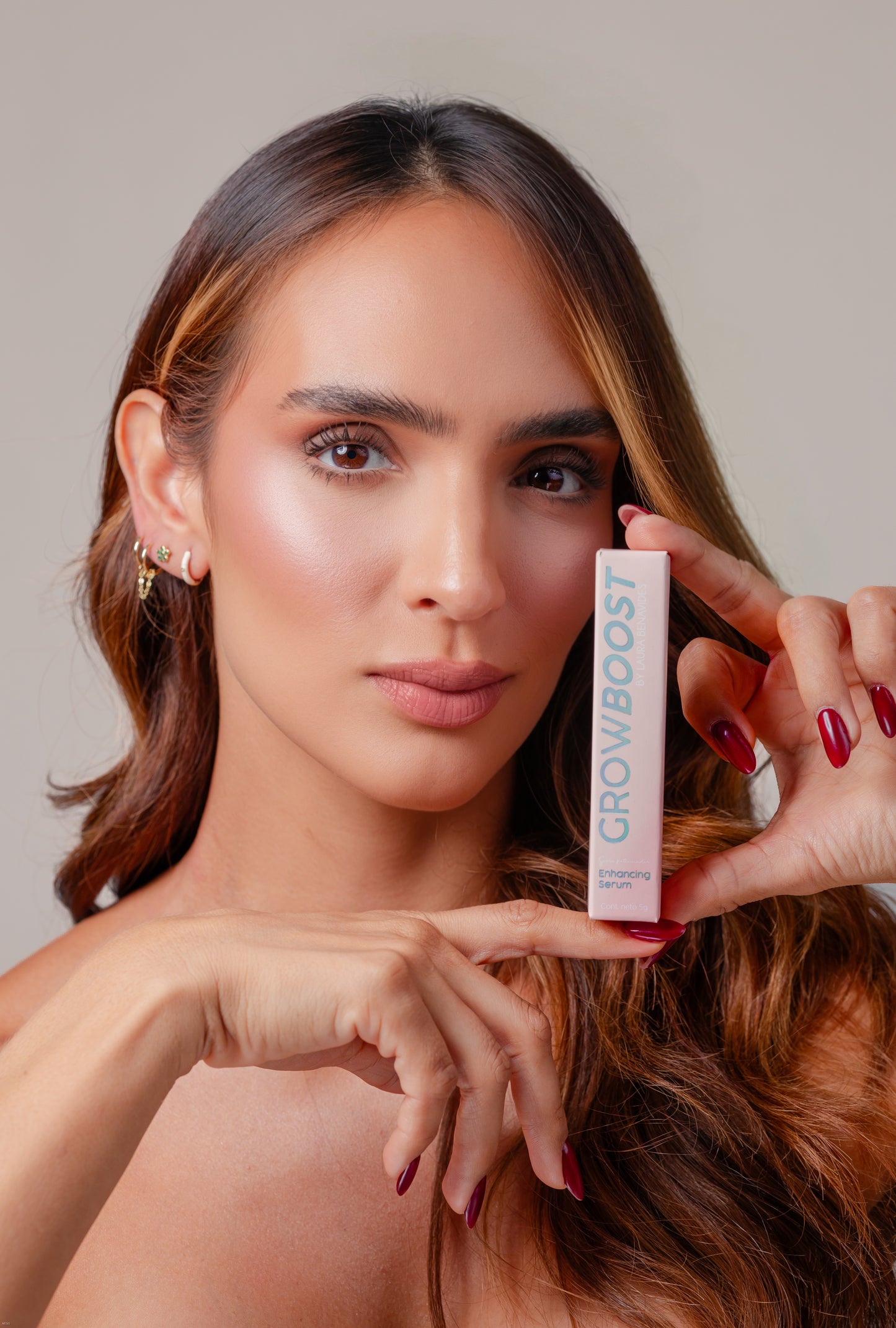 Grow Boost Serum Potenciador de Cejas Y Pestañas